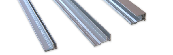 Montage mit Klippsschienen Montage mit Klippsschienen